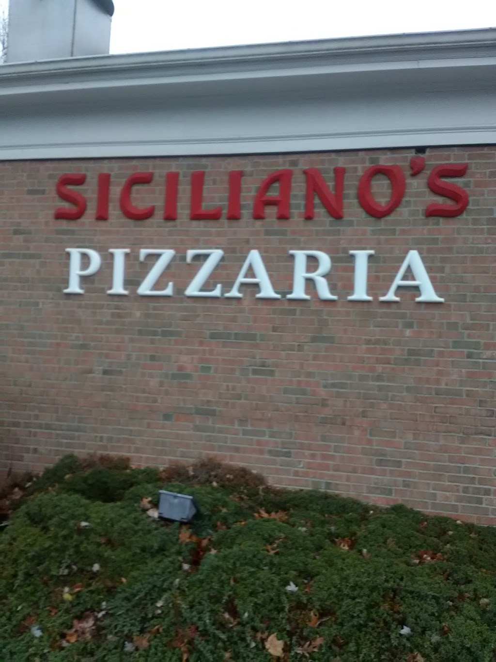 Sicilianos Pizzaria | 974 E Main St, Ravenna, OH 44266, USA | Phone: (330) 297-1000