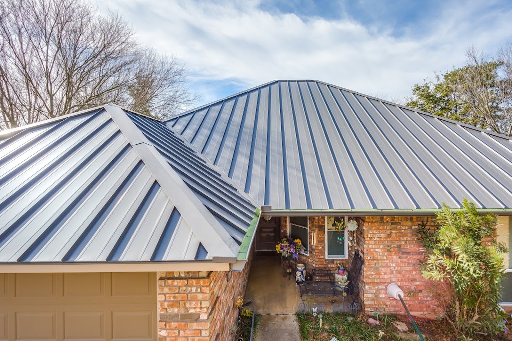 METAL ROOFING EXPERTS LLC | 3138 SE Loop 820, Fort Worth, TX 76140, USA | Phone: (877) 606-3131