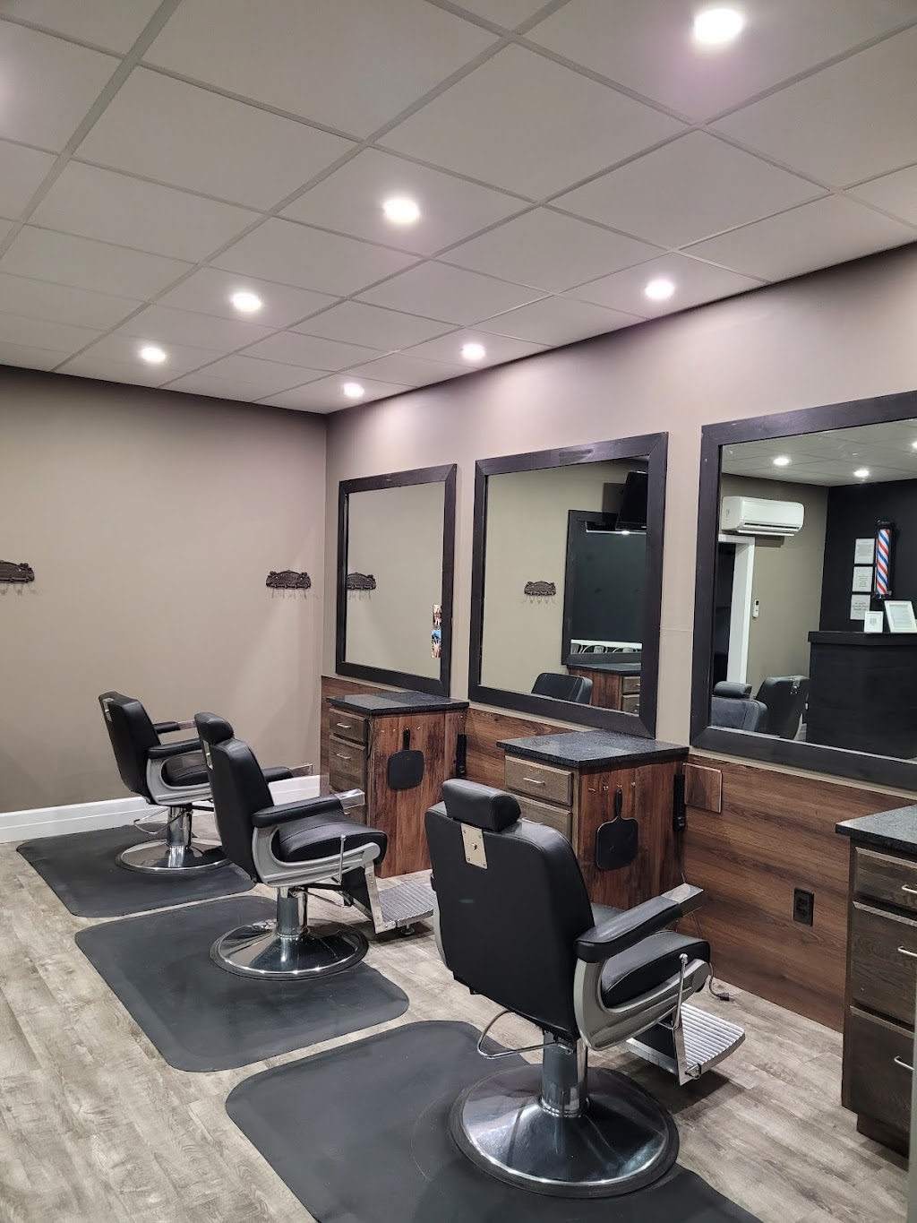 Augusta Barbershop | 89 Hampton House Rd, Newton, NJ 07860, USA | Phone: (973) 300-1116