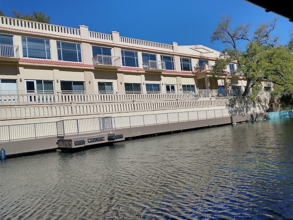 Spring Lake | 201 San Marcos Springs Dr, San Marcos, TX 78666, USA | Phone: (512) 245-7590