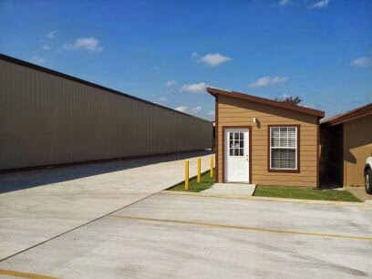 Arons Boat & RV Storage | 500 Co Rd 117, Round Rock, TX 78665, USA | Phone: (512) 255-4545