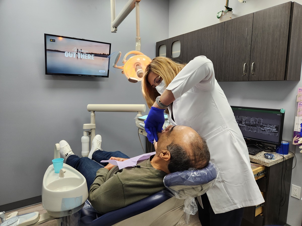 Broadway Family Dental Brooklyn | 372 Stockton St, Brooklyn, NY 11206, United States | Phone: (718) 455-4400