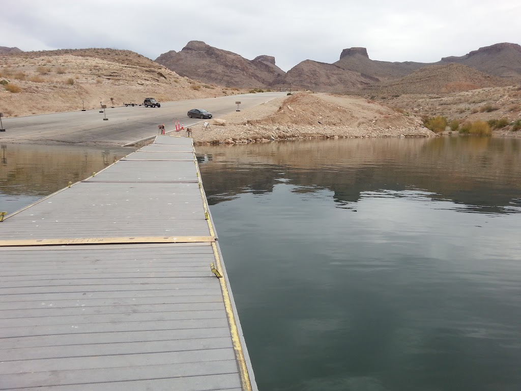 Tads Boat & RV Storage | 27070 Pierce Ferry Rd, Meadview, AZ 86444, USA | Phone: (928) 564-2855