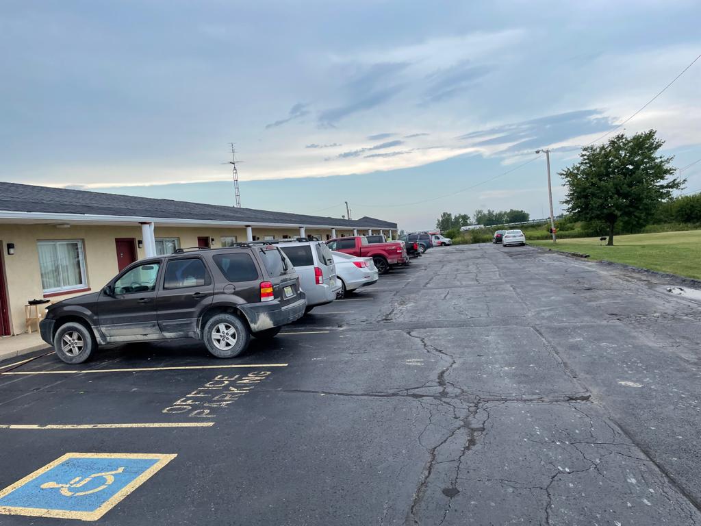 New Budget Inn | 6161 US-127, Eaton, OH 45320, USA | Phone: (937) 456-1200