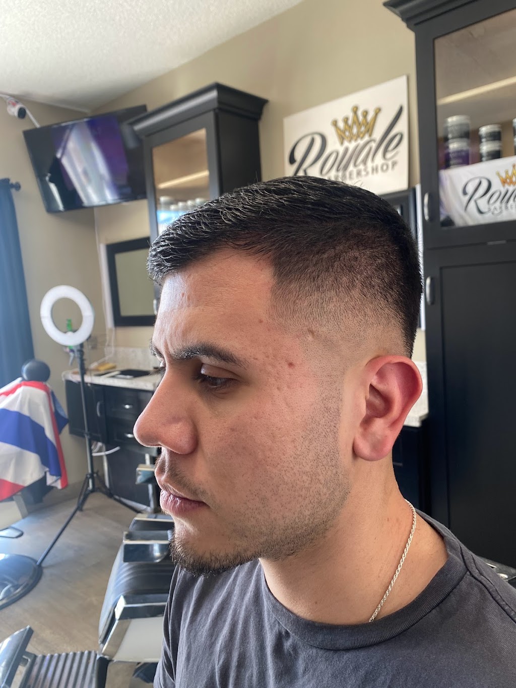 Royale Barbershop | 1926 S Main St Suit #105, Santa Ana, CA 92707, USA | Phone: (714) 760-0000