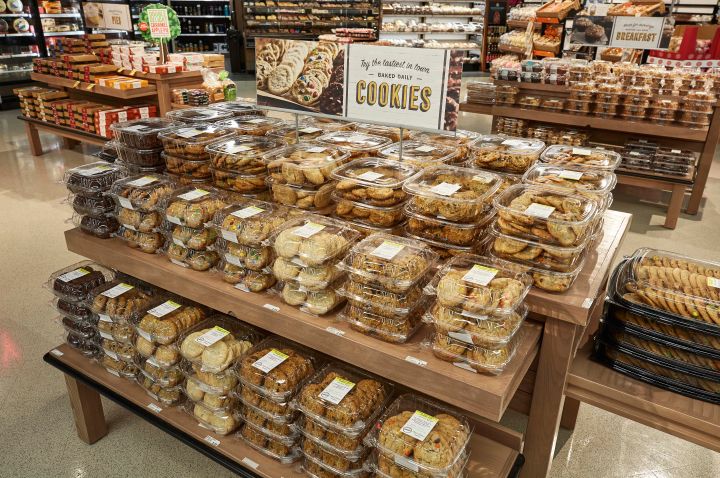 Meijer Bakery | 26100 Vreeland Rd, Flat Rock, MI 48134, USA | Phone: (734) 984-1153