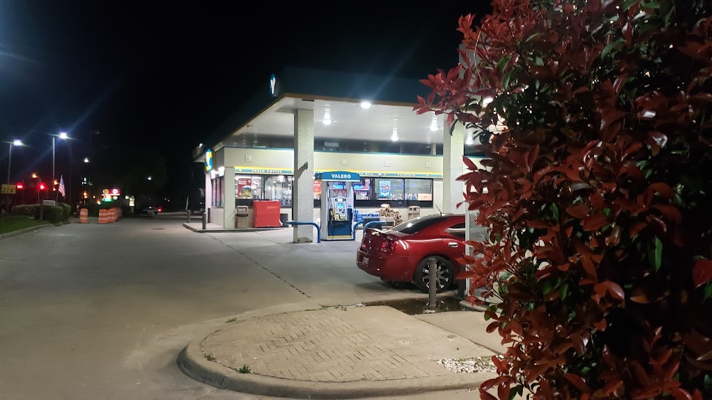 Valero Corner Store | 4902 Lakeview Pkwy, Rowlett, TX 75088, USA | Phone: (972) 475-4571