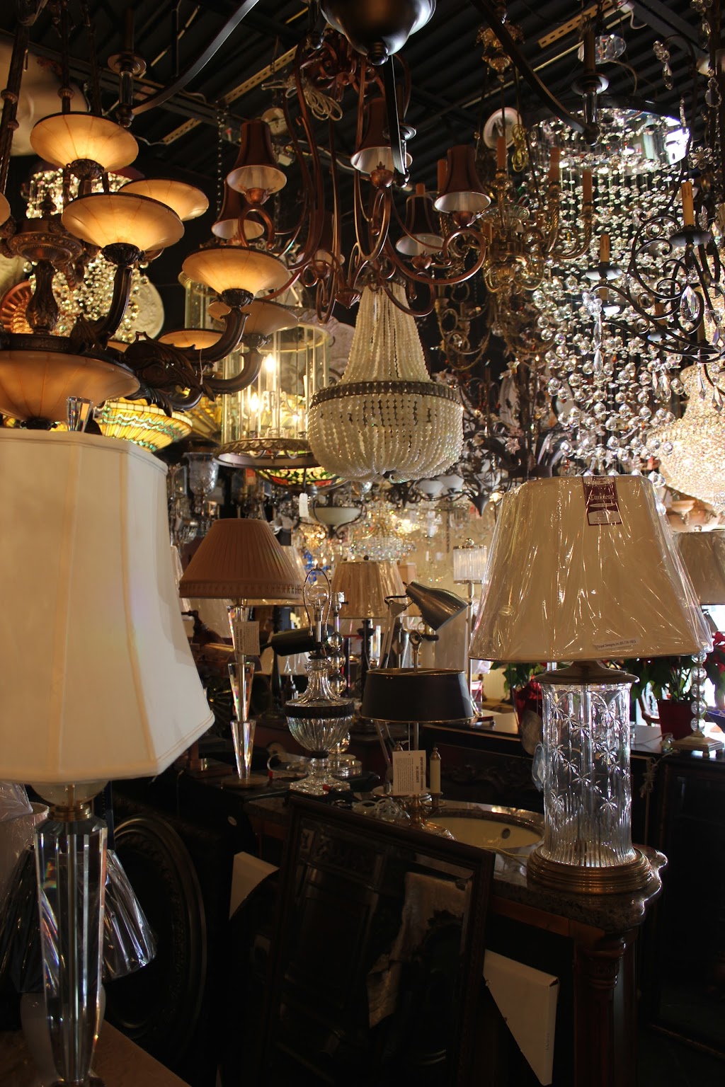 Home Lighting of Frazer | 520 Lancaster Ave Ste 2, Malvern, PA 19355, USA | Phone: (610) 647-2370