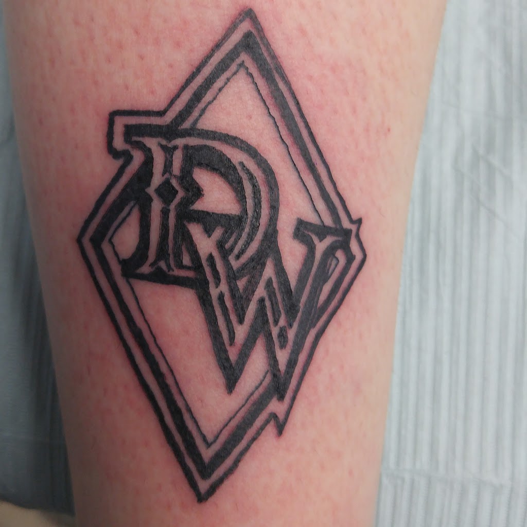 Darkwater Tattoo Shop | 2602 Broadway, Schenectady, NY 12306, USA | Phone: (518) 982-1838