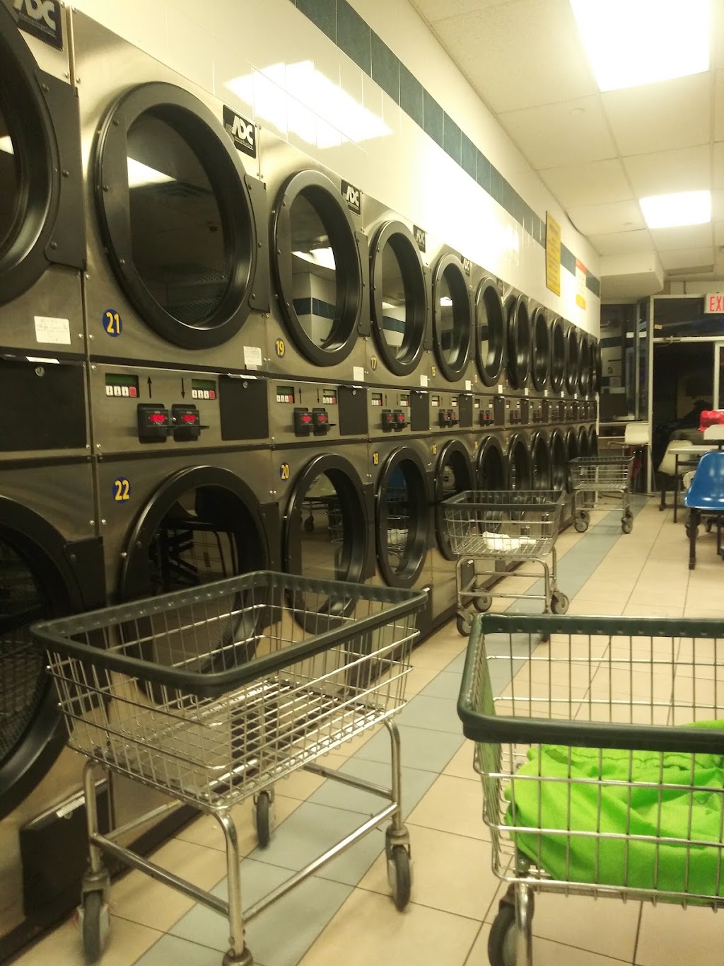 62SPIN.COM Laundromat | 62-24 Roosevelt Ave, Woodside, NY 11377, USA | Phone: (718) 505-1777