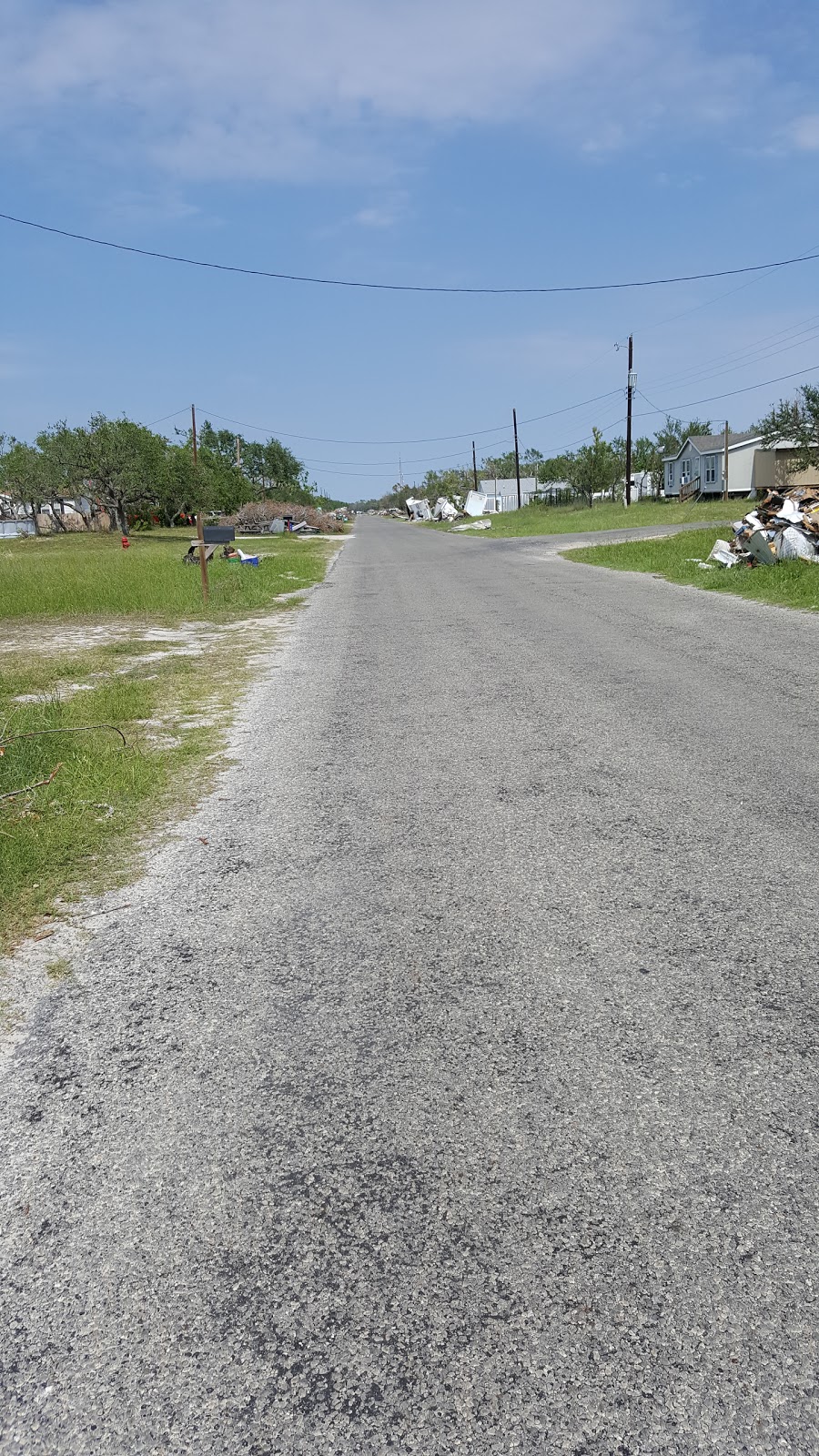 Shortys RV Park | 716 S Doughty St, Rockport, TX 78382 | Phone: (281) 636-7576