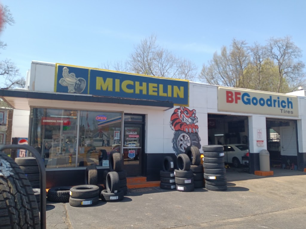 Hi-Way Tire | 1307 1st St NE, Massillon, OH 44646, USA | Phone: (330) 832-3200