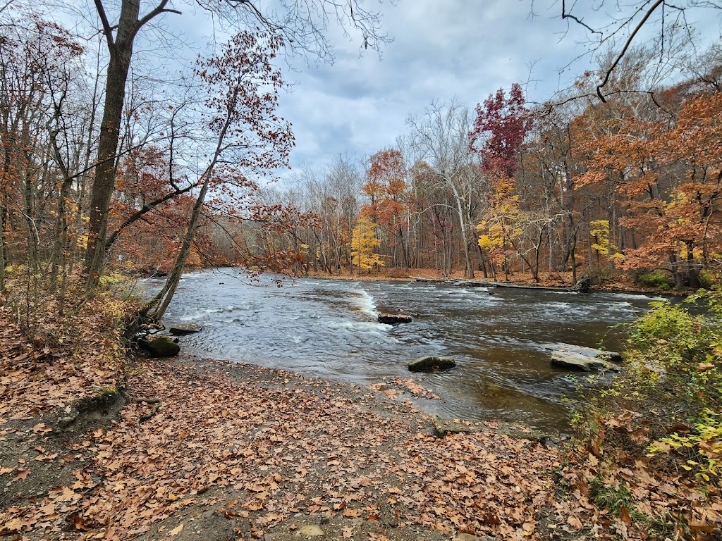 Cascade Valley Metro Park-Chuckery Area | 837 Cuyahoga St, Akron, OH 44313, USA | Phone: (330) 867-5511