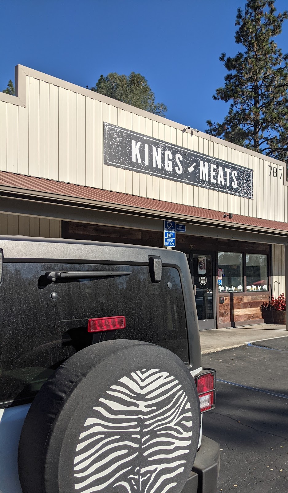 Kings Meats | 787 Pleasant Valley Rd, Diamond Springs, CA 95619, USA | Phone: (530) 497-5398