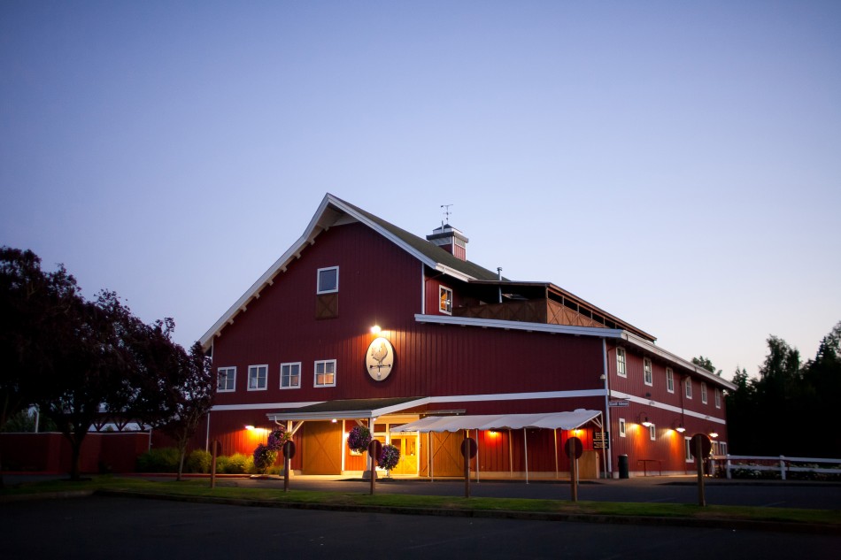 Langdon Farms Golf Club - Langdons Grill | 24377 Airport Rd NE, Aurora, OR 97002 | Phone: (503) 678-1101