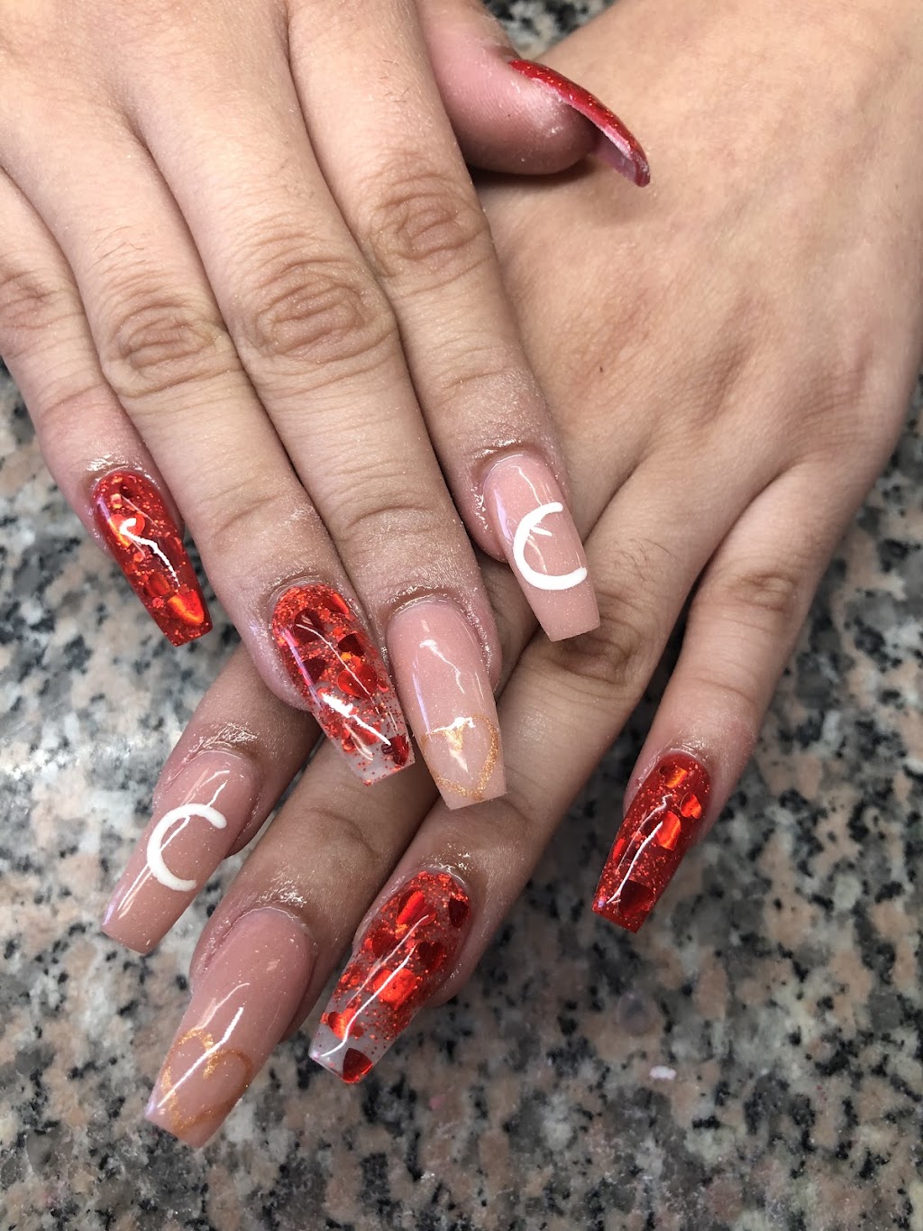 Victoria Nails And Spa | 550 Woollomes Ave, Delano, CA 93215, USA | Phone: (661) 725-2598