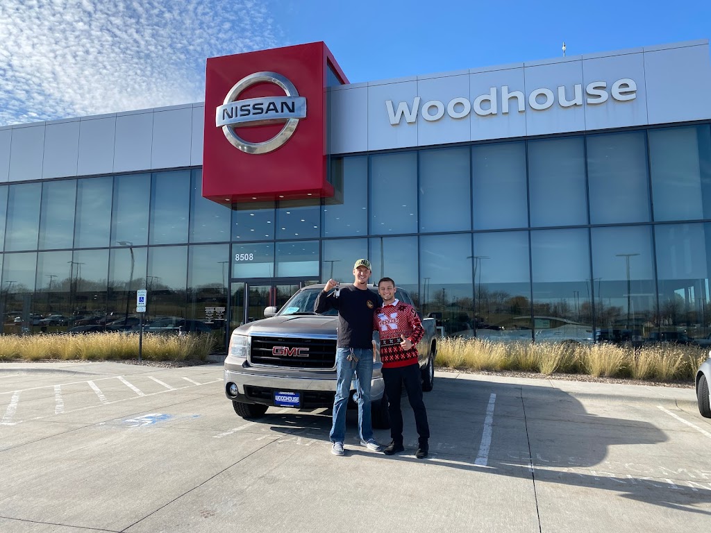 Woodhouse Place Nissan | 8508 S 145th St, Omaha, NE 68138, USA | Phone: (402) 592-1065