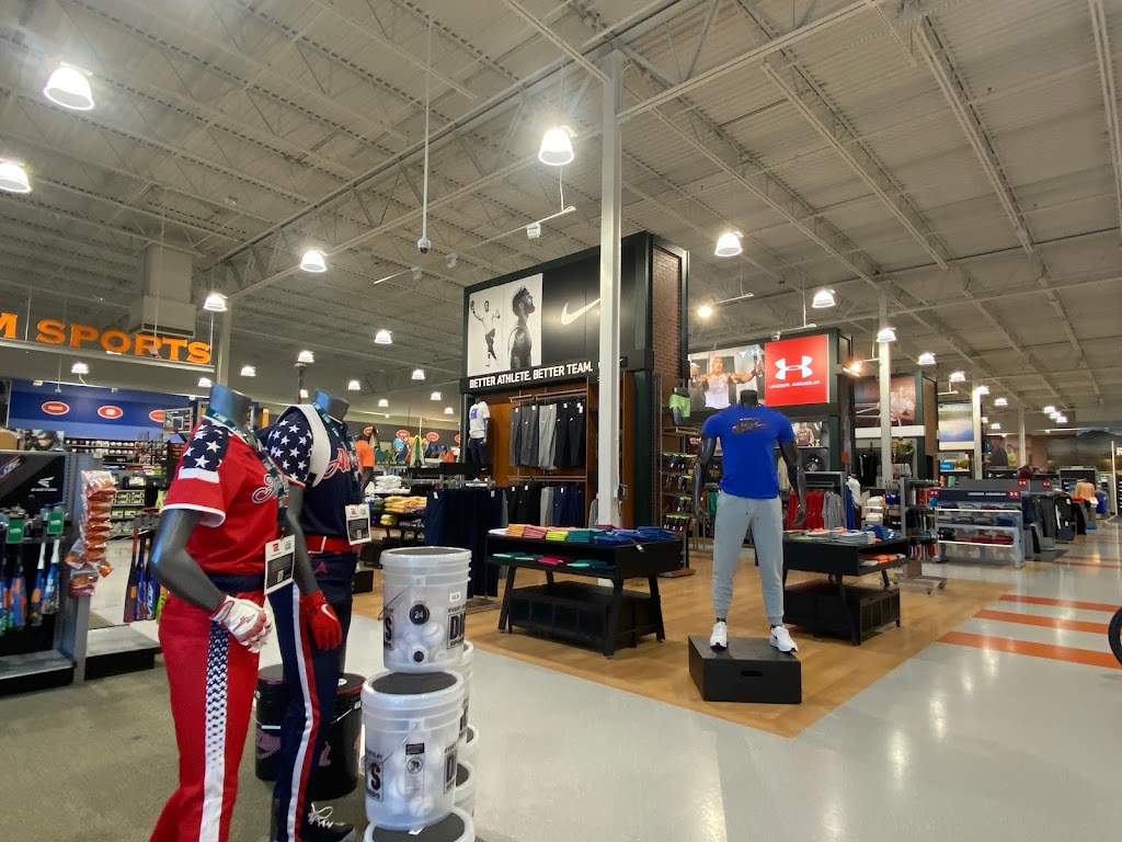 DICKS Sporting Goods | 14964 Max Leggett Pkwy Ste 300, Jacksonville, FL 32218, USA | Phone: (904) 757-9602