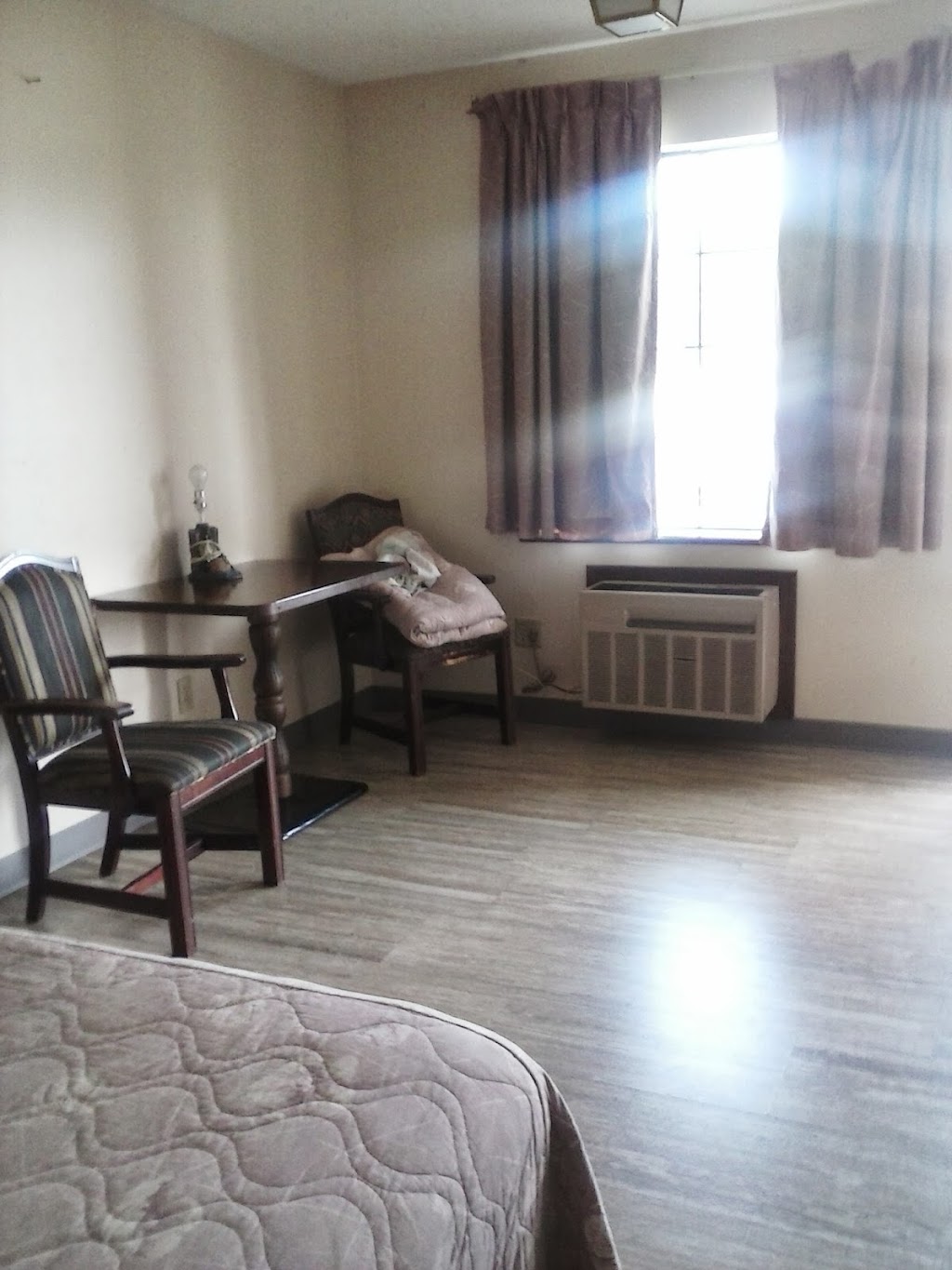 Americas Inn Bardstown | 1714 New Haven Rd, Bardstown, KY 40004, USA | Phone: (502) 348-1112