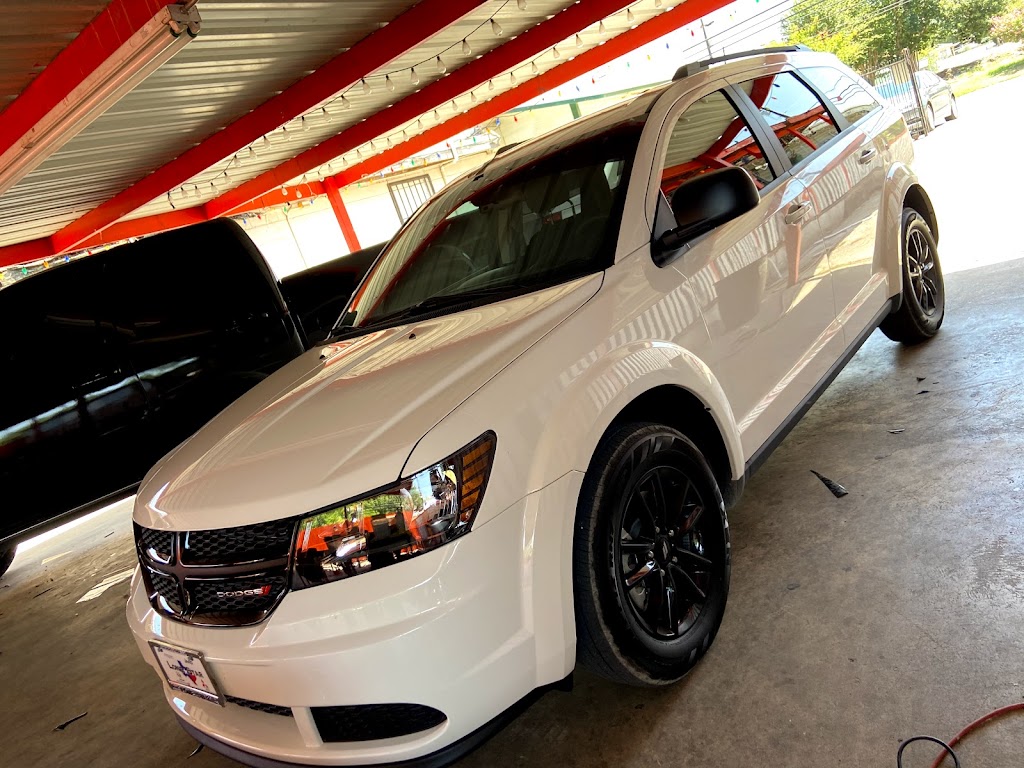 X-Press Tinters | 1813 Castroville Rd Rear, San Antonio, TX 78237, USA | Phone: (210) 440-9531