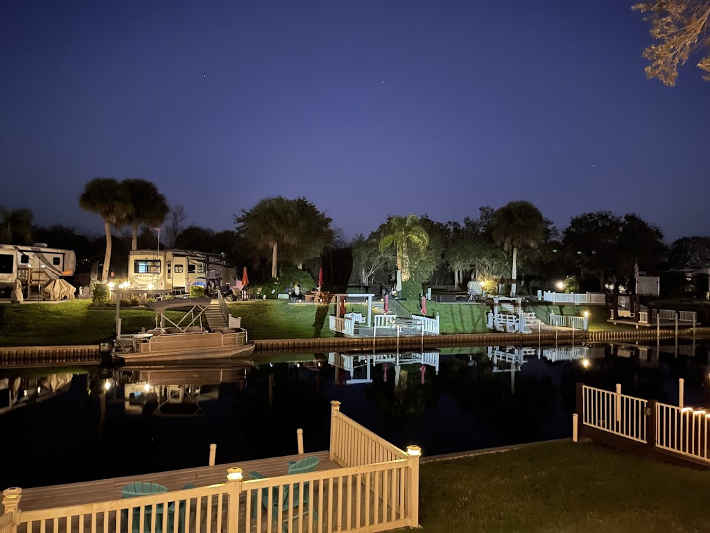 River Ranch RV Resort Sites | 435 Waterway Dr, Lake Wales, FL 33898, USA | Phone: (407) 580-5434