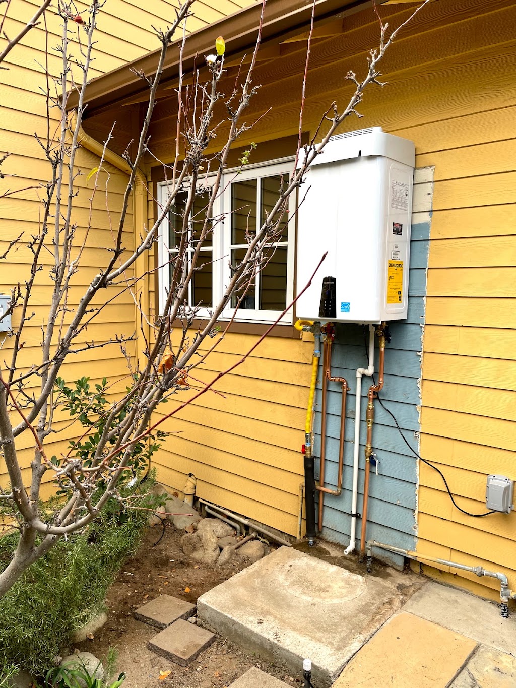 Tankless Water Heater Repair & Plumbing | 325 Verdugo Way, Upland, CA 91786, USA | Phone: (909) 913-2630