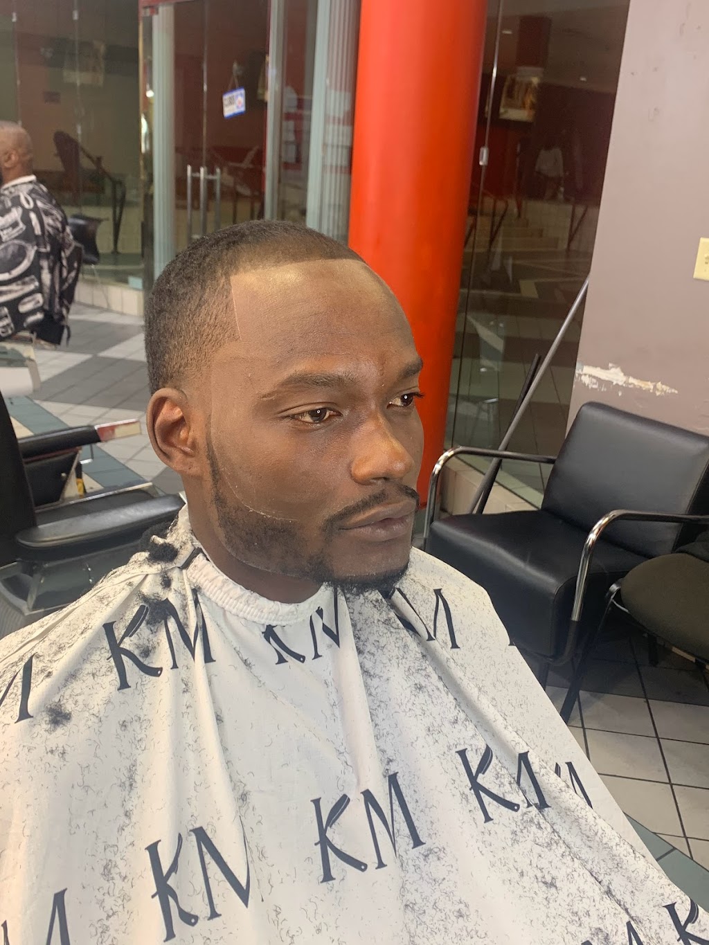 Keon Moore Barber | Photo 2 of 10 | Address: 2453 Irving Mall Dr, Irving, TX 75062, USA | Phone: (469) 994-9338