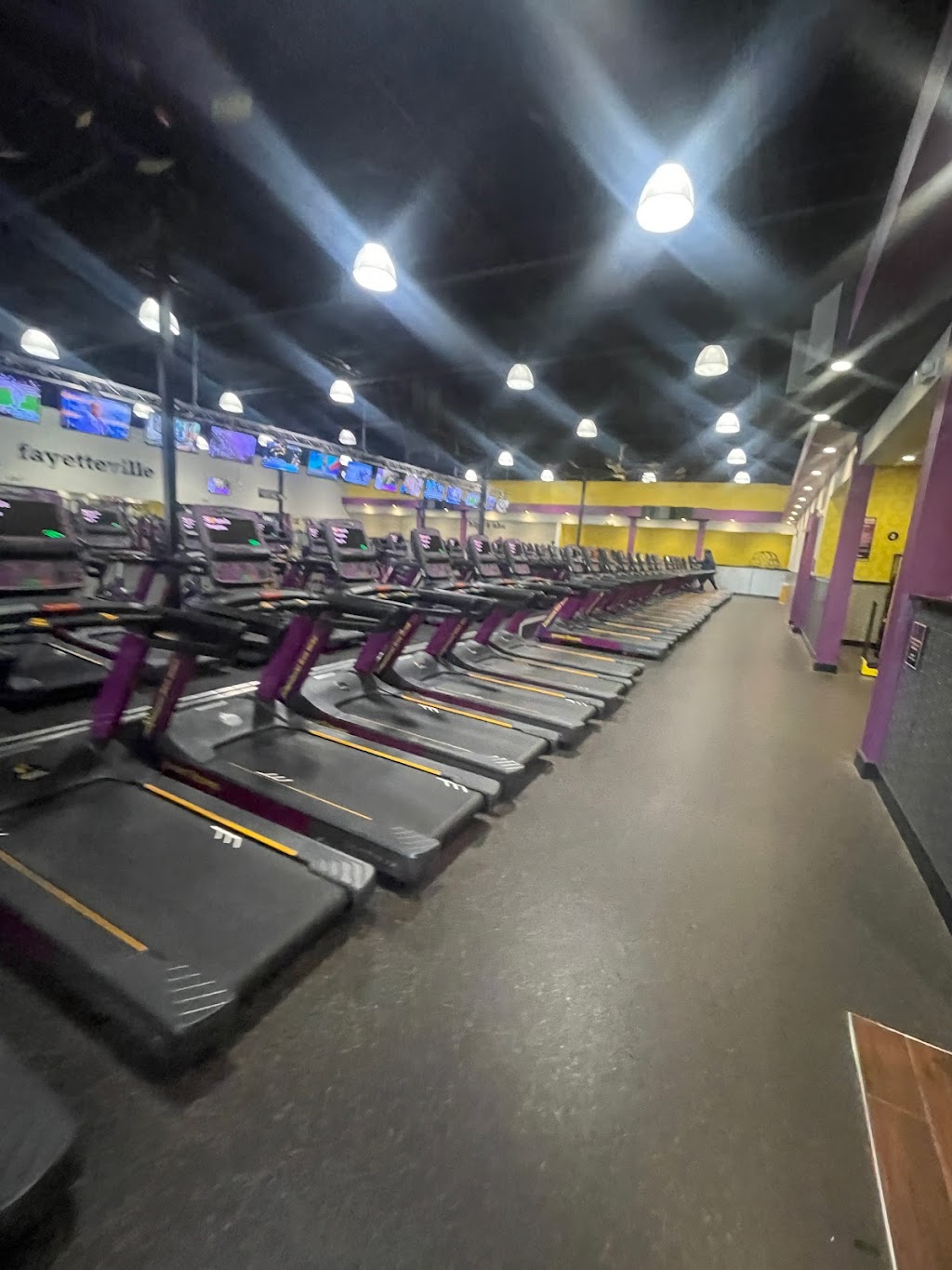 Planet Fitness | 180-182 Banks Crossing, Fayetteville, GA 30214 | Phone: (770) 719-3451