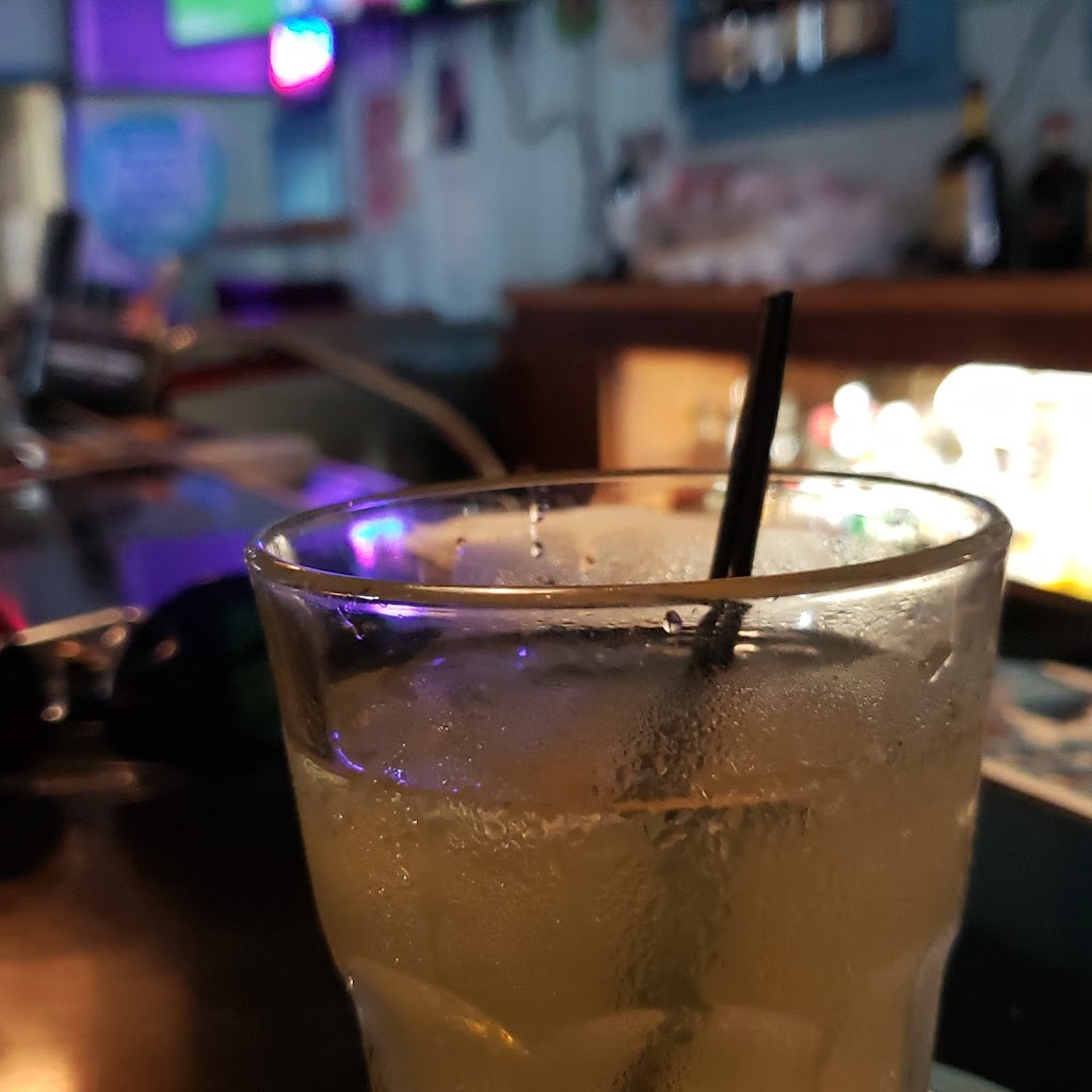 Larrys Beach Club | 1145 S Tremont St, Oceanside, CA 92054, USA | Phone: (442) 222-1779