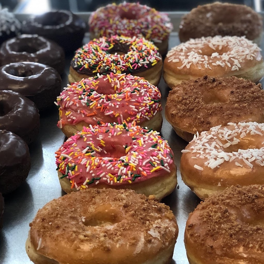 Grand Donuts | Photo 4 of 10 | Address: 13739 Leffingwell Rd # A, Whittier, CA 90605, USA | Phone: (562) 944-3998