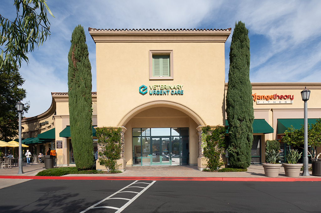 Veterinary Urgent Care - Irvine | 5665 Alton Pkwy, Irvine, CA 92618, USA | Phone: (949) 562-7771