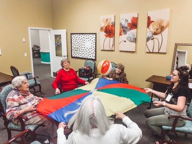 Windsor Gardens | 101 Isaac Greer Ct, Bardstown, KY 40004, USA | Phone: (502) 349-6214