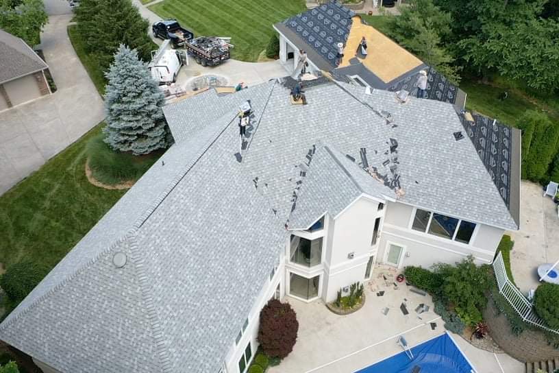 Paragon Roofing Ohio Inc | 1233 Falke Dr, Dayton, OH 45432, USA | Phone: (937) 723-8874