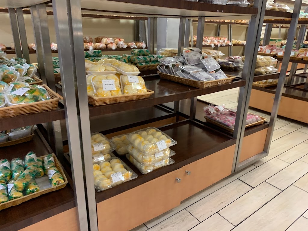 Valerio’s Tropical Bake Shop | 3535 Callan Blvd, South San Francisco, CA 94080, USA | Phone: (650) 878-1611