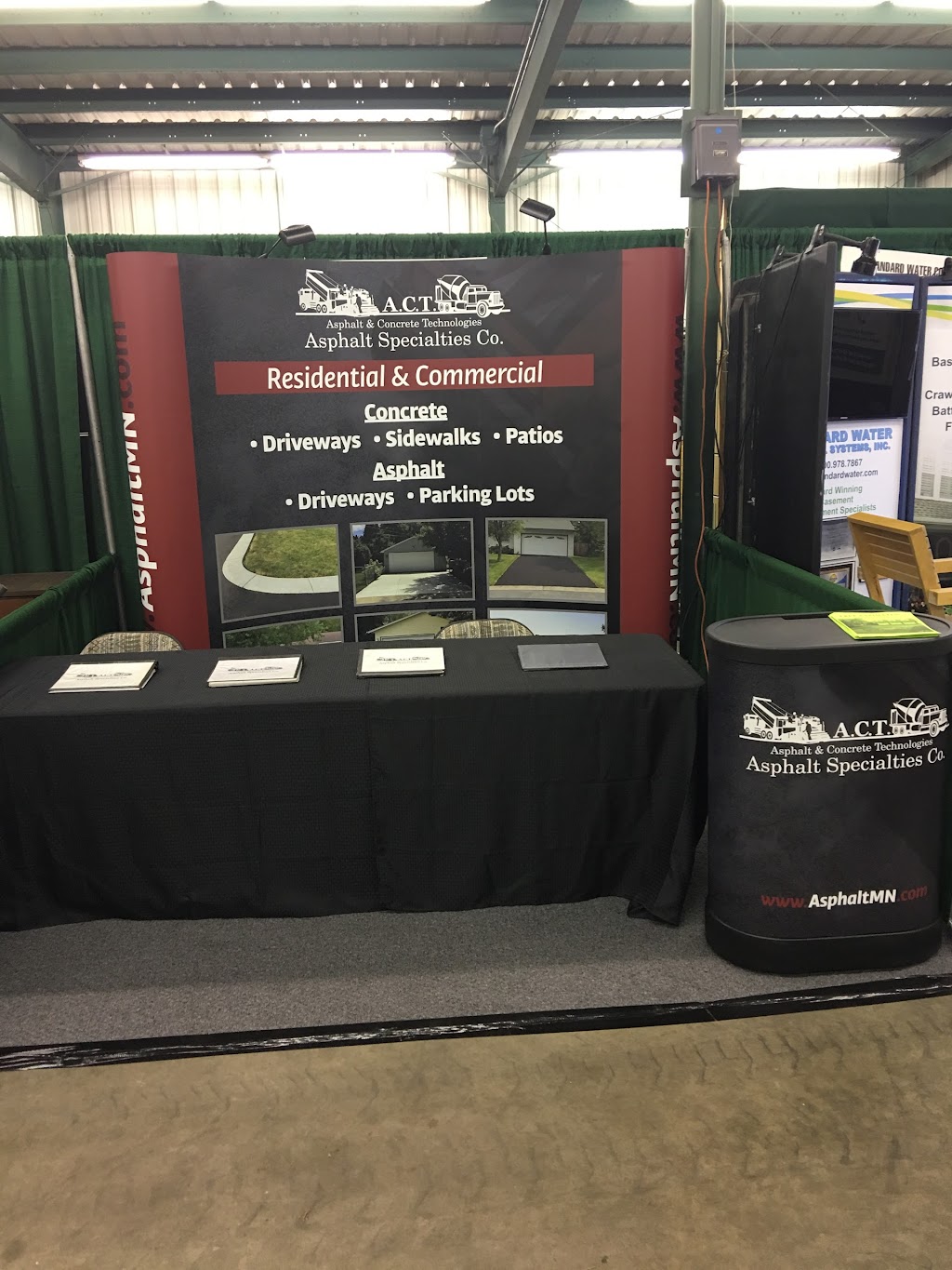 Trade Show Displays, Inc. | 2401 State Hwy 13, Burnsville, MN 55337, USA | Phone: (952) 942-1000