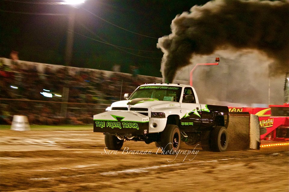 Lindsay Tractor Pull | 2228 FM 1199, Gainesville, TX 76240, USA | Phone: (940) 668-1535