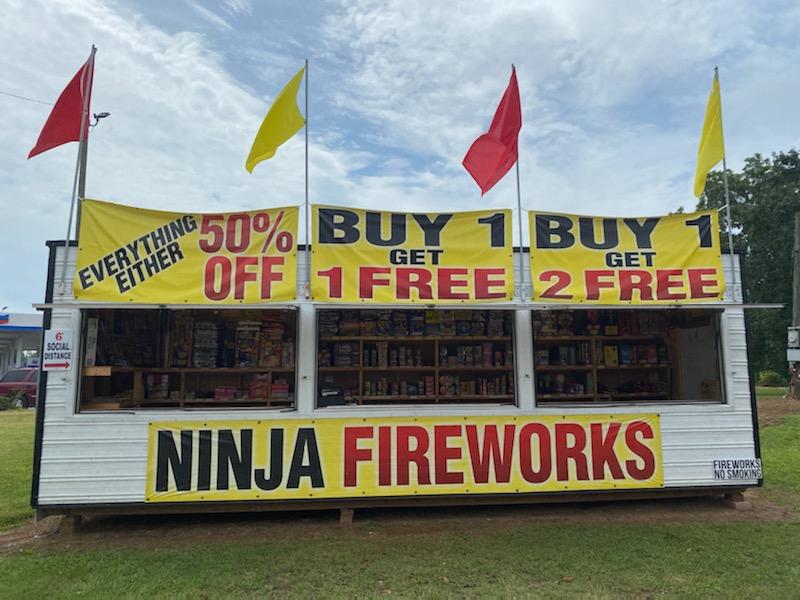 Ninja Fireworks Harpersville | 5373 US-280, Harpersville, AL 35078, USA | Phone: (205) 310-8555