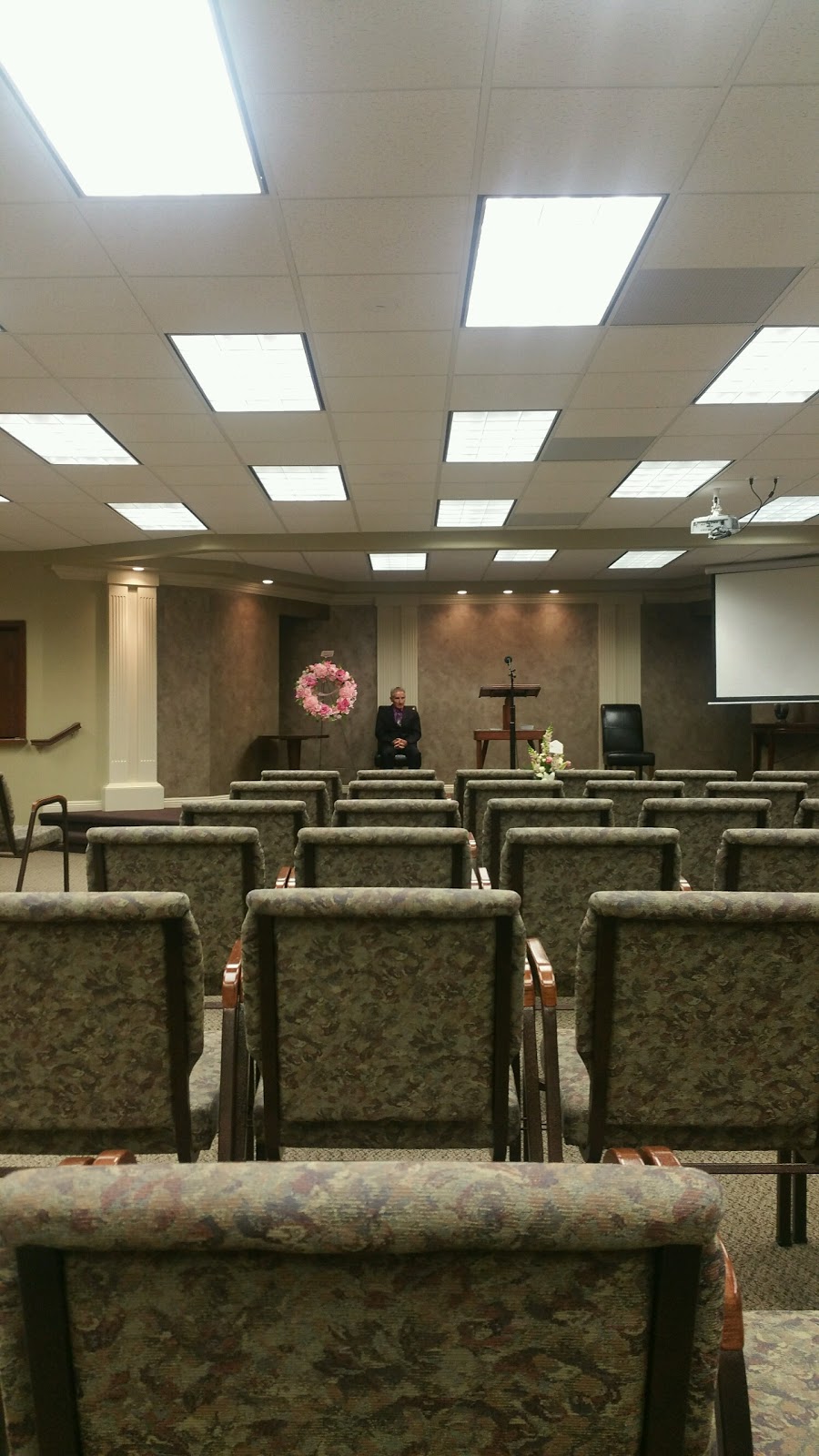 Kingdom Hall of Jehovahs Witnesses | 6800 Pine Lake Rd, Lincoln, NE 68516, USA | Phone: (402) 420-2144