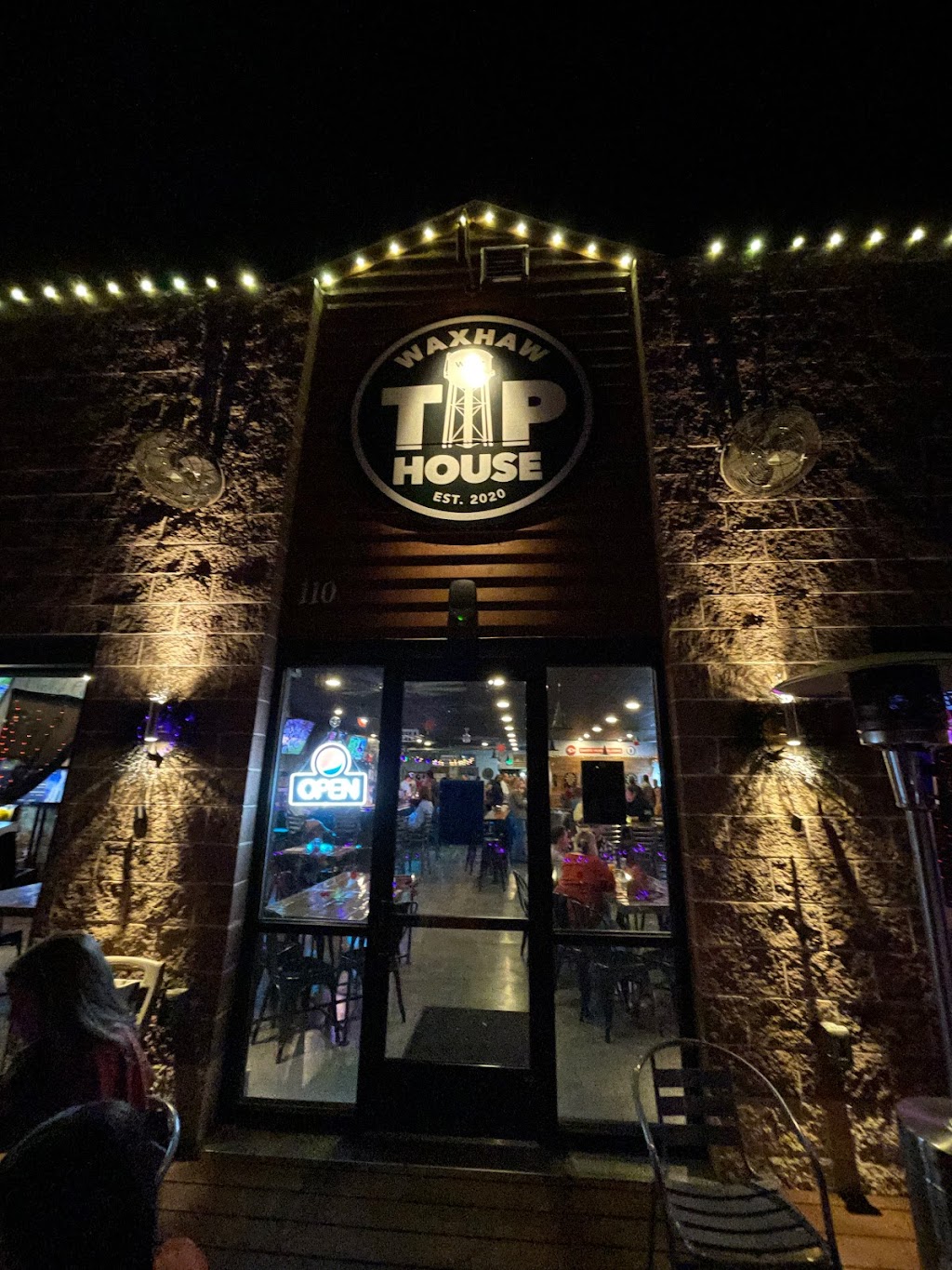 Waxhaw Tap House | 110 McDonald St, Waxhaw, NC 28173, USA | Phone: (704) 256-3955