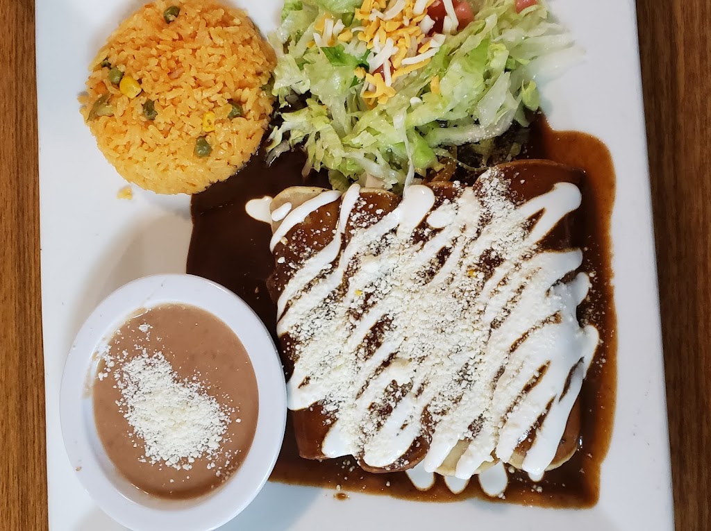 LA TLAXQUENITA | 218 New Castle Ave, New Castle, DE 19720, USA | Phone: (302) 575-1450