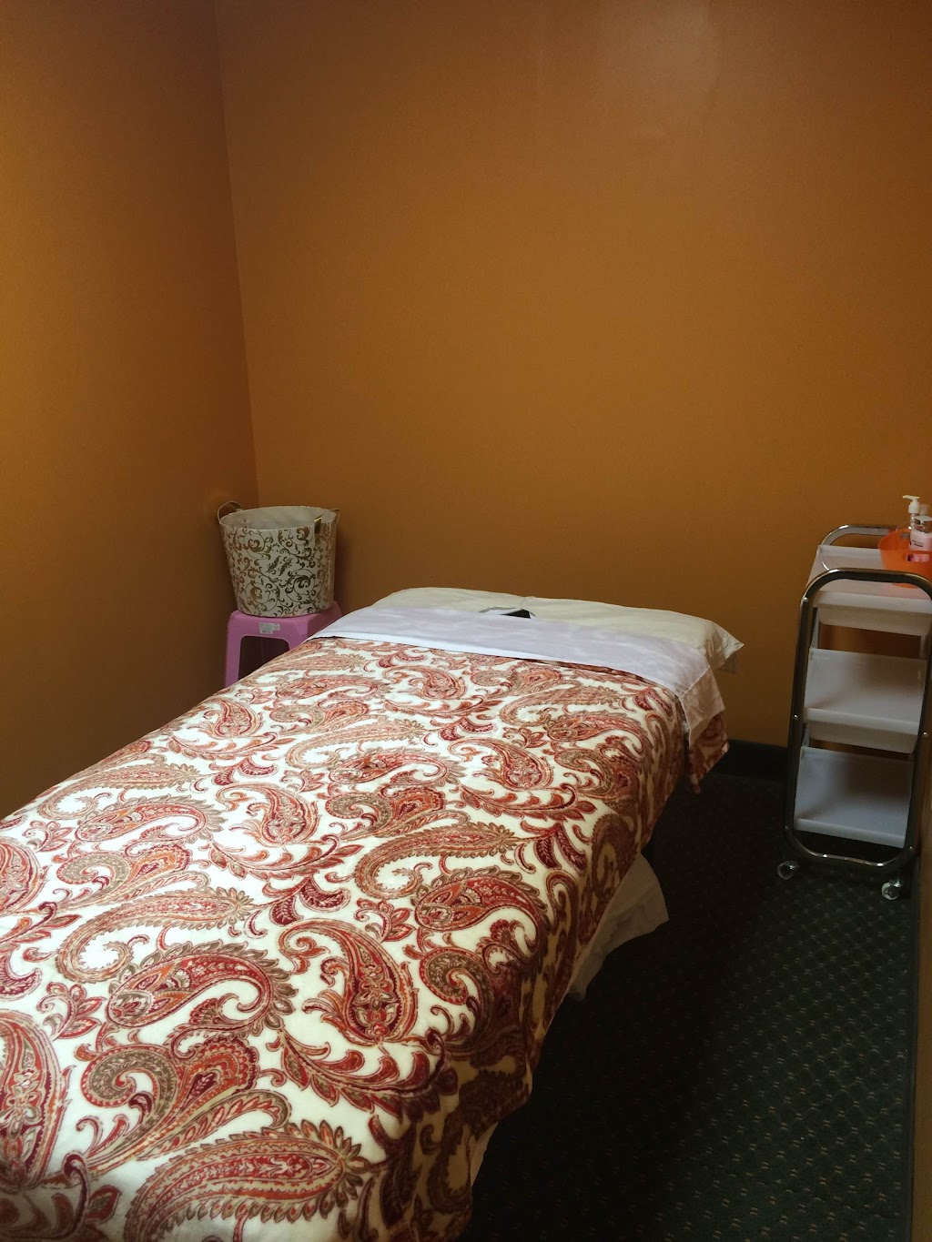 Zen Massage & Day Spa | 15330 Manchester Rd, Ellisville, MO 63011, USA | Phone: (636) 220-3220