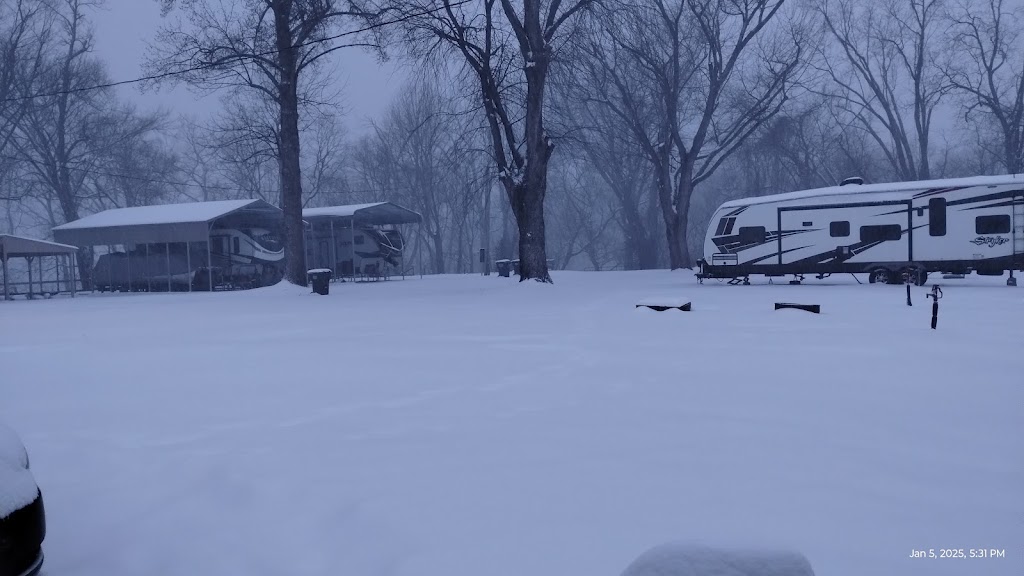 Treasure Cove Campground | 1 Ashland Cove Rd, Vevay, IN 47043, USA | Phone: (812) 599-3990