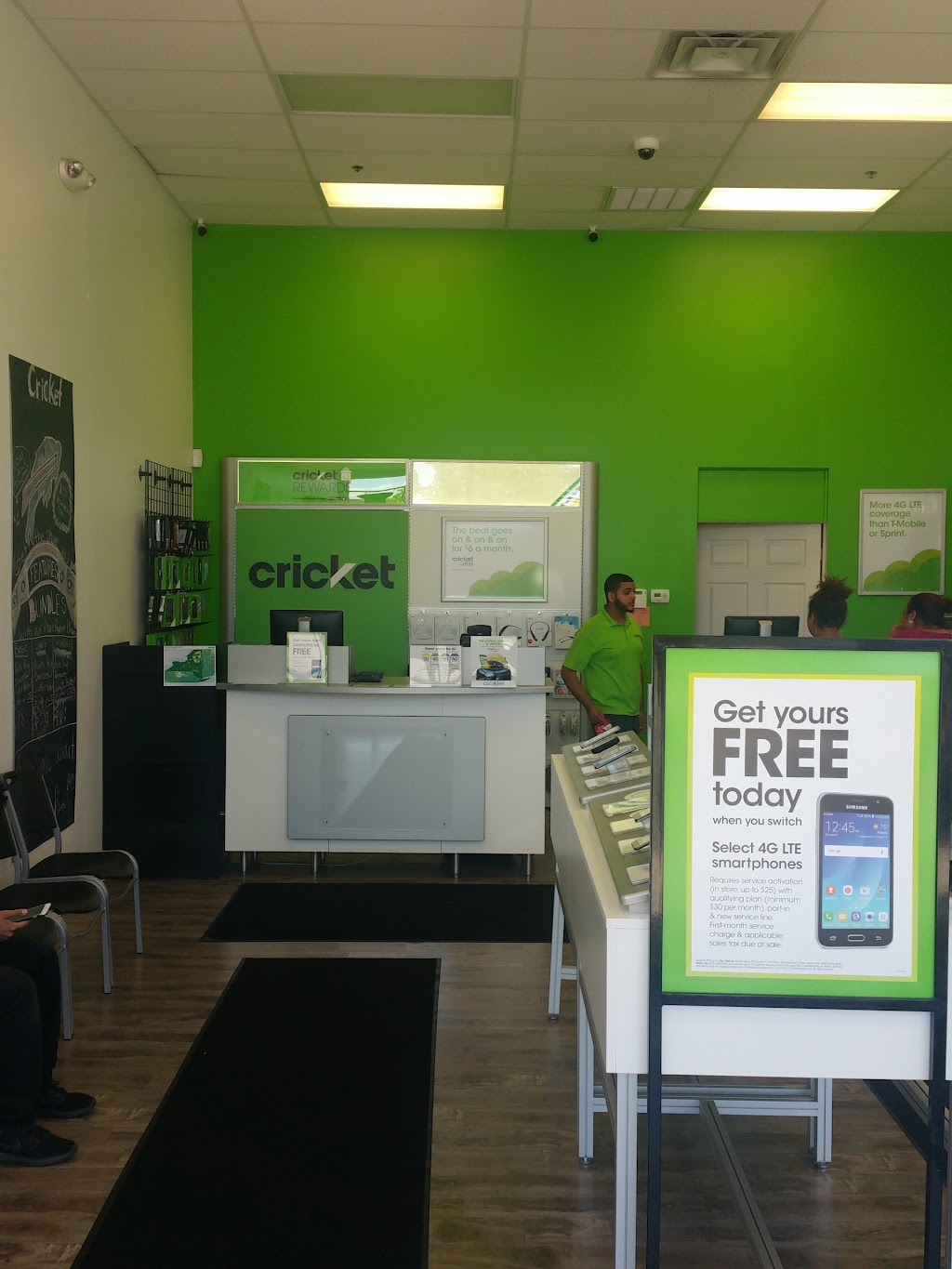 Cricket Wireless Authorized Retailer | 2235 South Park Ave, Buffalo, NY 14220, USA | Phone: (716) 328-2844