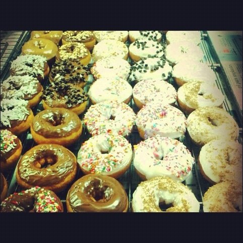 Donut Factory | 803 S Mountain Ave, Ontario, CA 91762, USA | Phone: (909) 988-8188