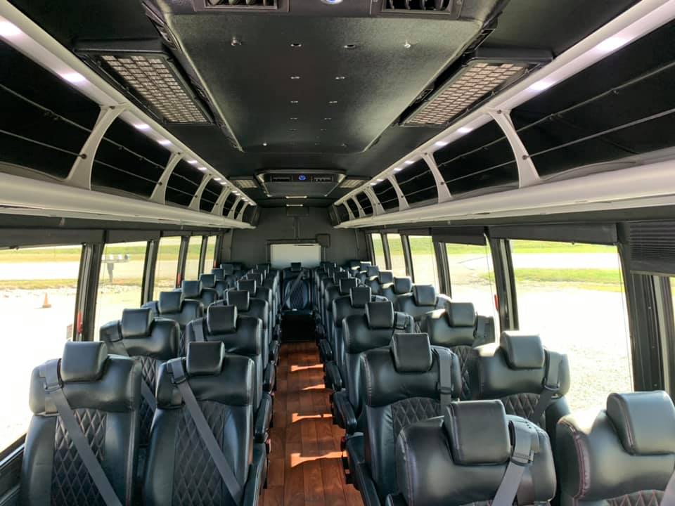 E-lite Tours & Charter | 13916 US-400, Andover, KS 67002, USA | Phone: (316) 209-4199