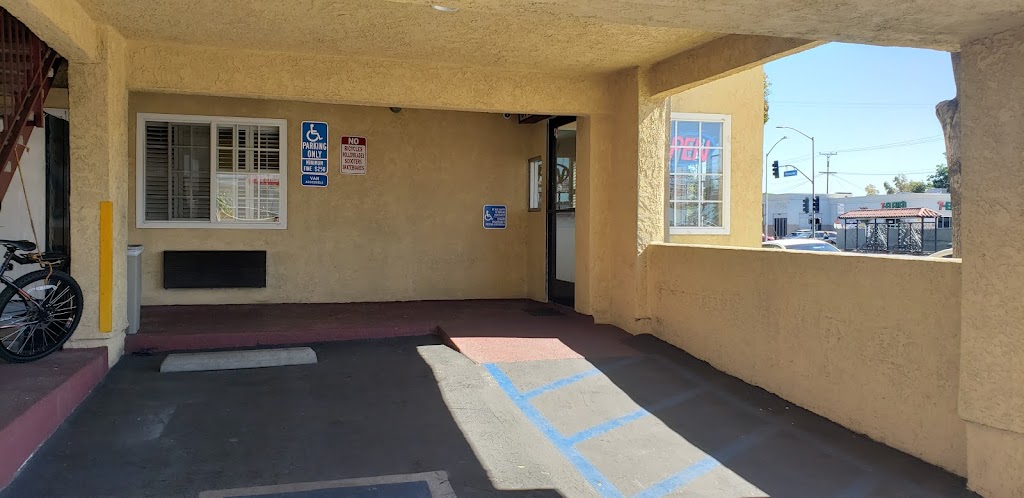 Corona Inn | 2871 E Florence Ave, Huntington Park, CA 90255, USA | Phone: (323) 835-6900
