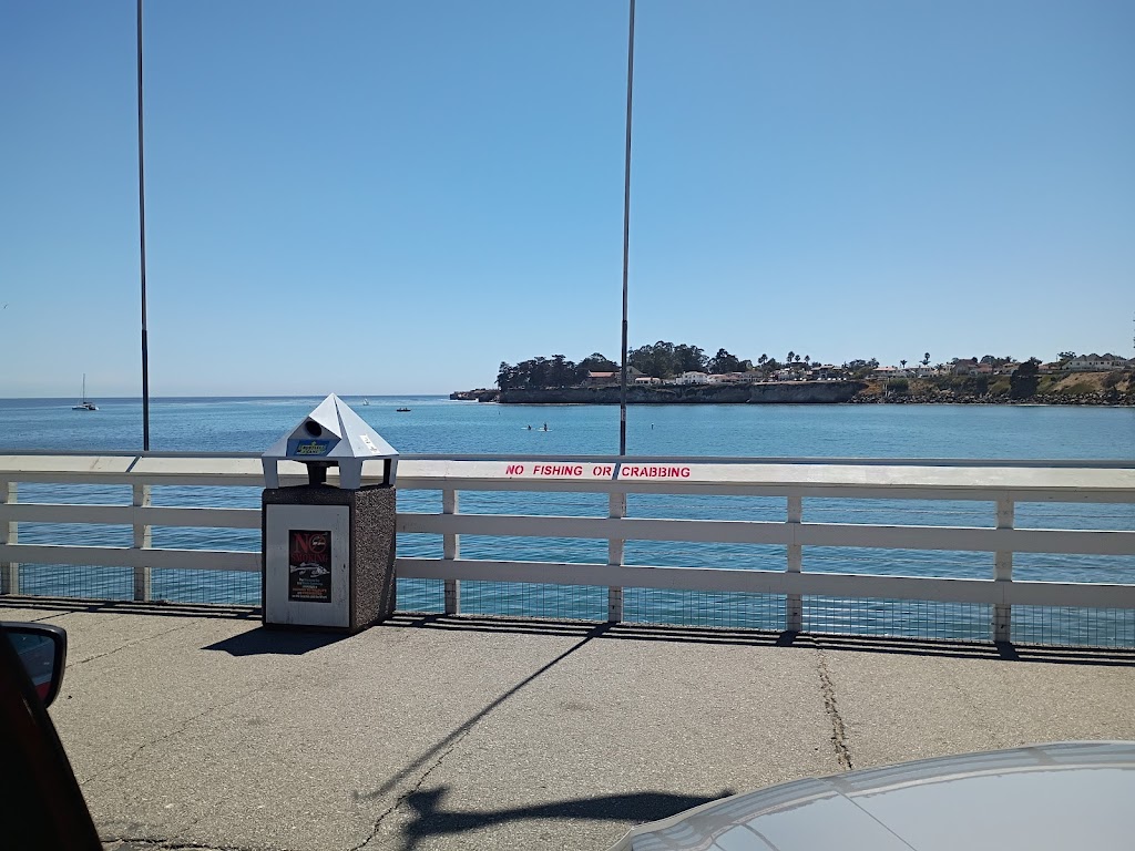 Riva Fish House | 31 Municipal Wharf, Santa Cruz, CA 95060, USA | Phone: (831) 429-1223