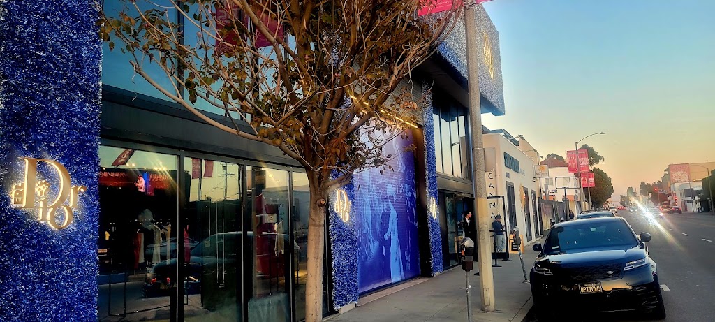 Carrera Cafe | 8251 Melrose Ave, Los Angeles, CA 90046, USA | Phone: (323) 852-3337