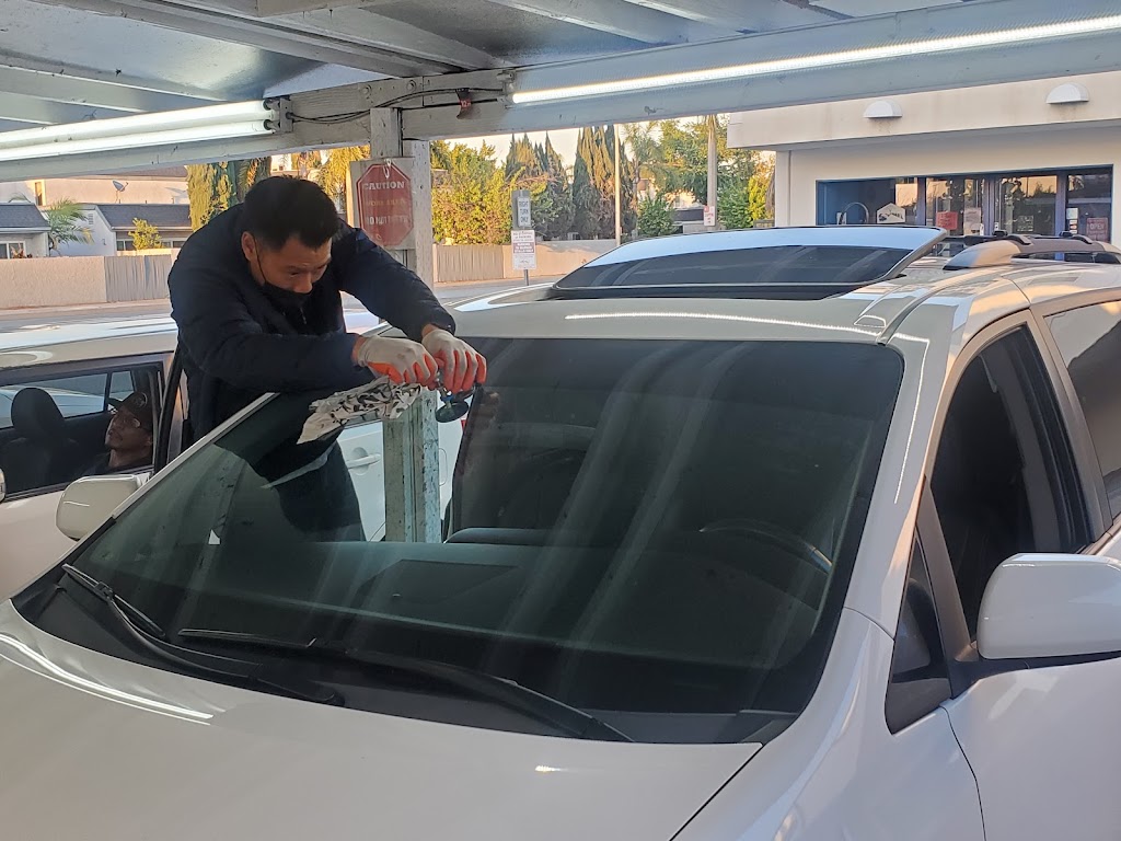 AD Auto Glass | 11272 Westminster Ave, Garden Grove, CA 92843, USA | Phone: (714) 590-7856