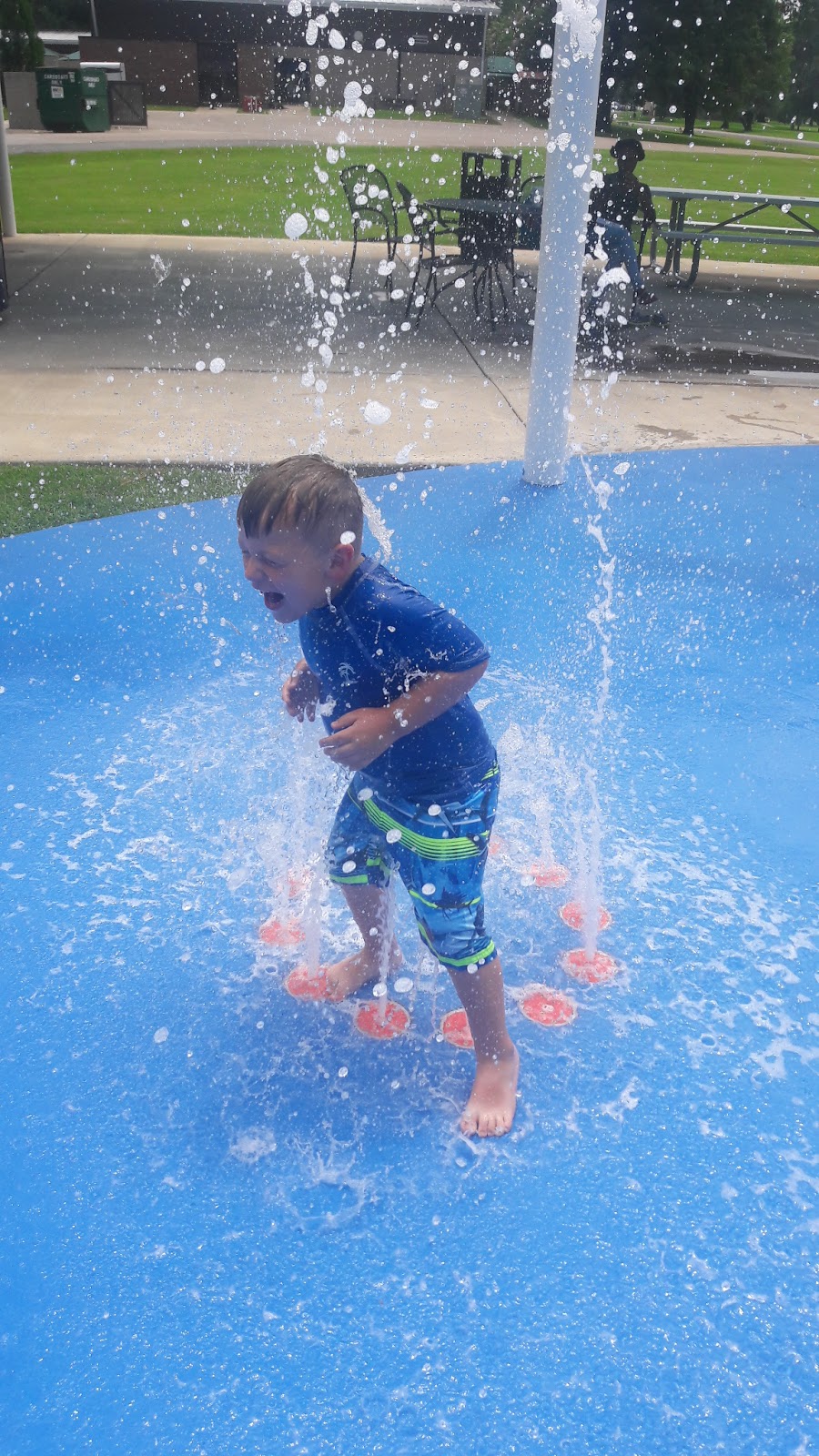 Splash Park - Navy MWR Mid-South | 1001-1099 Miles Cir, Millington, TN 38054, USA | Phone: (901) 874-5497